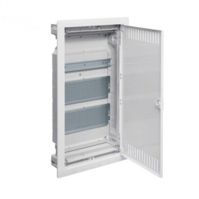 Hager 60 mod. multimedia skydelis metalinėmis durelėmis Hager VOLTA3 VU60NWB